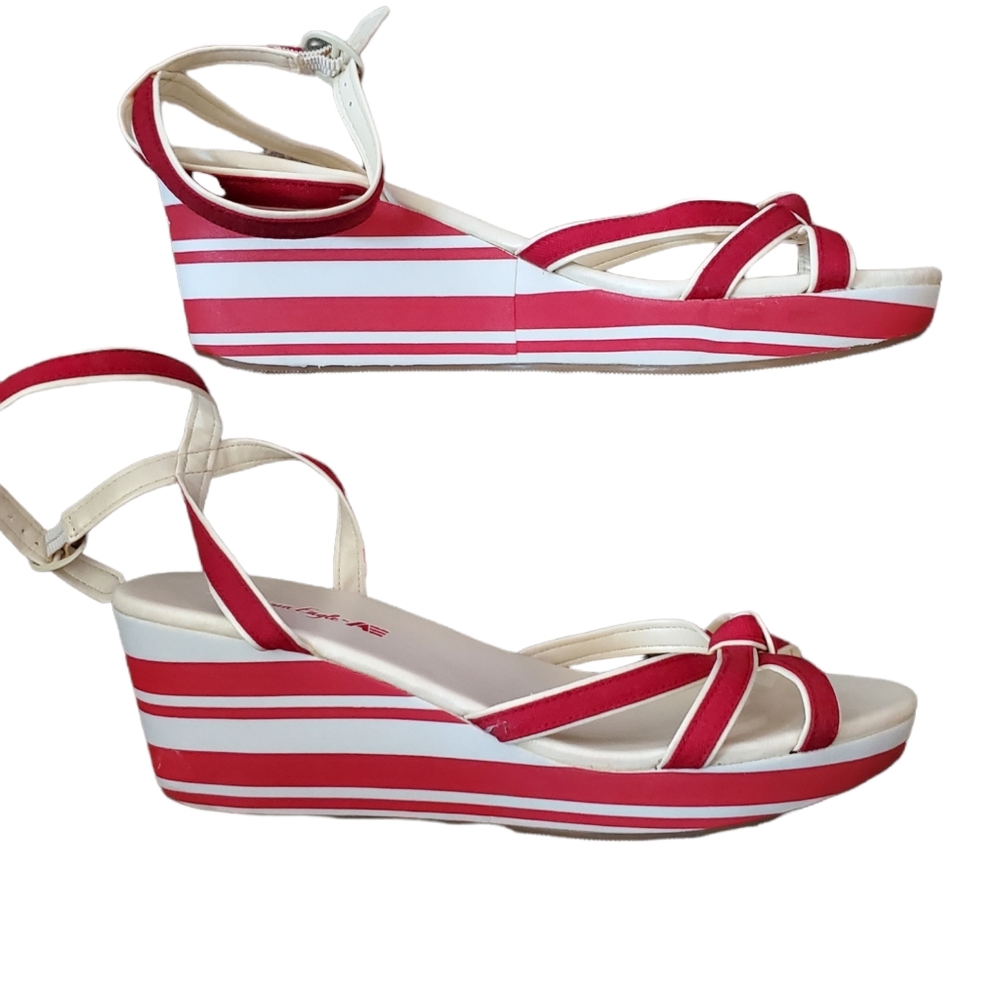 American Eagle Strapy Wedge Sandals Sz 10 Red & Wht NWOT - Picture 11 of 11